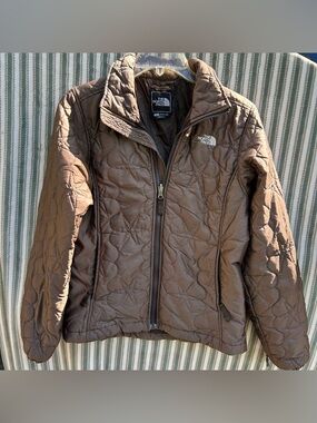 North face puffer jacket